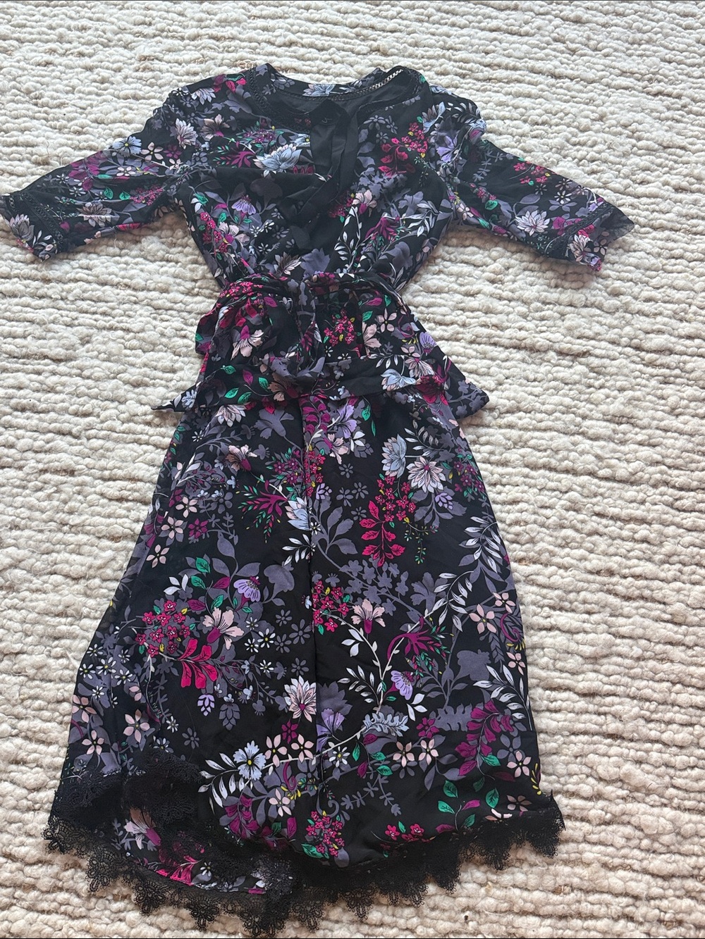 🌺 Jessica Simpson Floral Wrap Midi Dress 💜 Black Purple High-Low Size S EUC - Picture 2 of 3